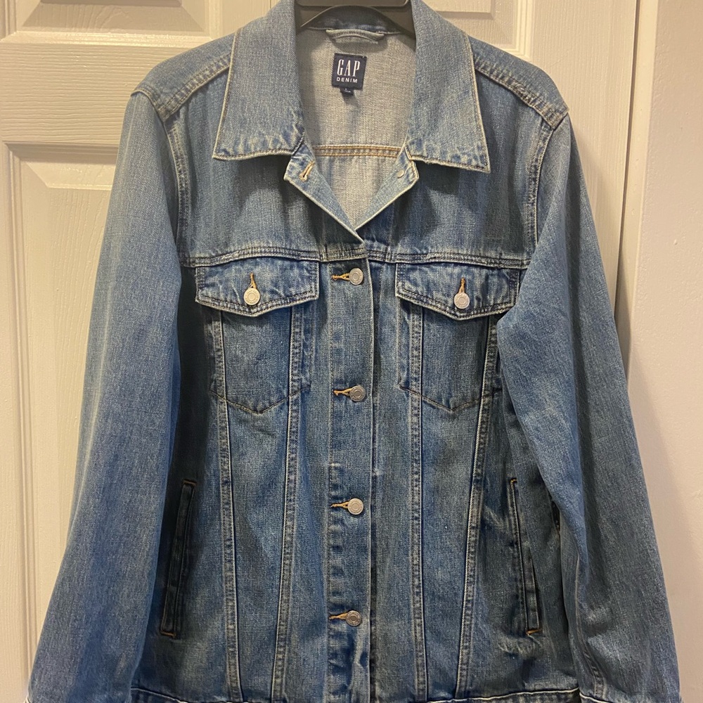 GAP Oversized Women's Blue Denim Jacket with 4 Front Pockets Sz L